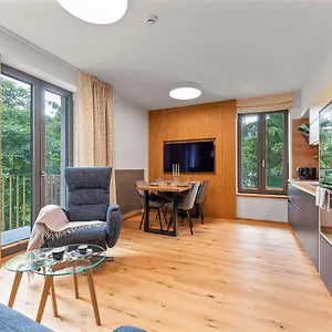 Koubek - Utulny S Vyhledem A Parkovanim Apartment